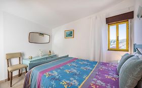 Apartamento Amarelo